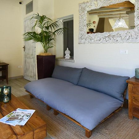 Elis B&B วิลลัสซีมีอุส ภายนอก รูปภาพ